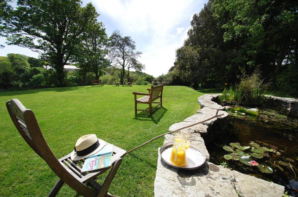 Castlemead Country House By The Sea Manorbier Exterior photo